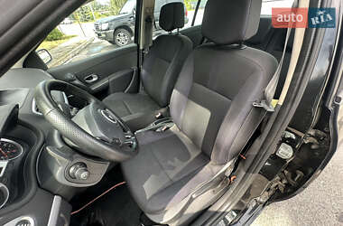 Хэтчбек Renault Clio 2007 в 