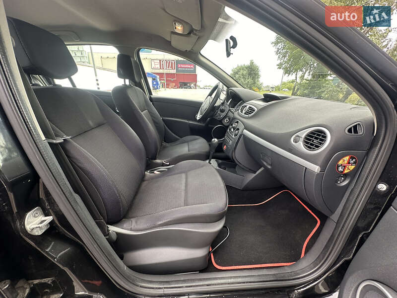 Хэтчбек Renault Clio 2007 в Киеве