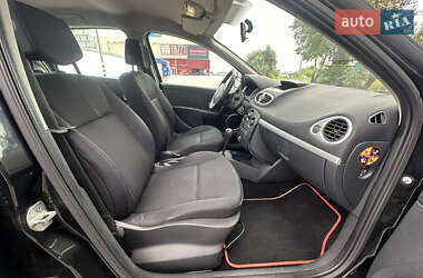 Хэтчбек Renault Clio 2007 в 