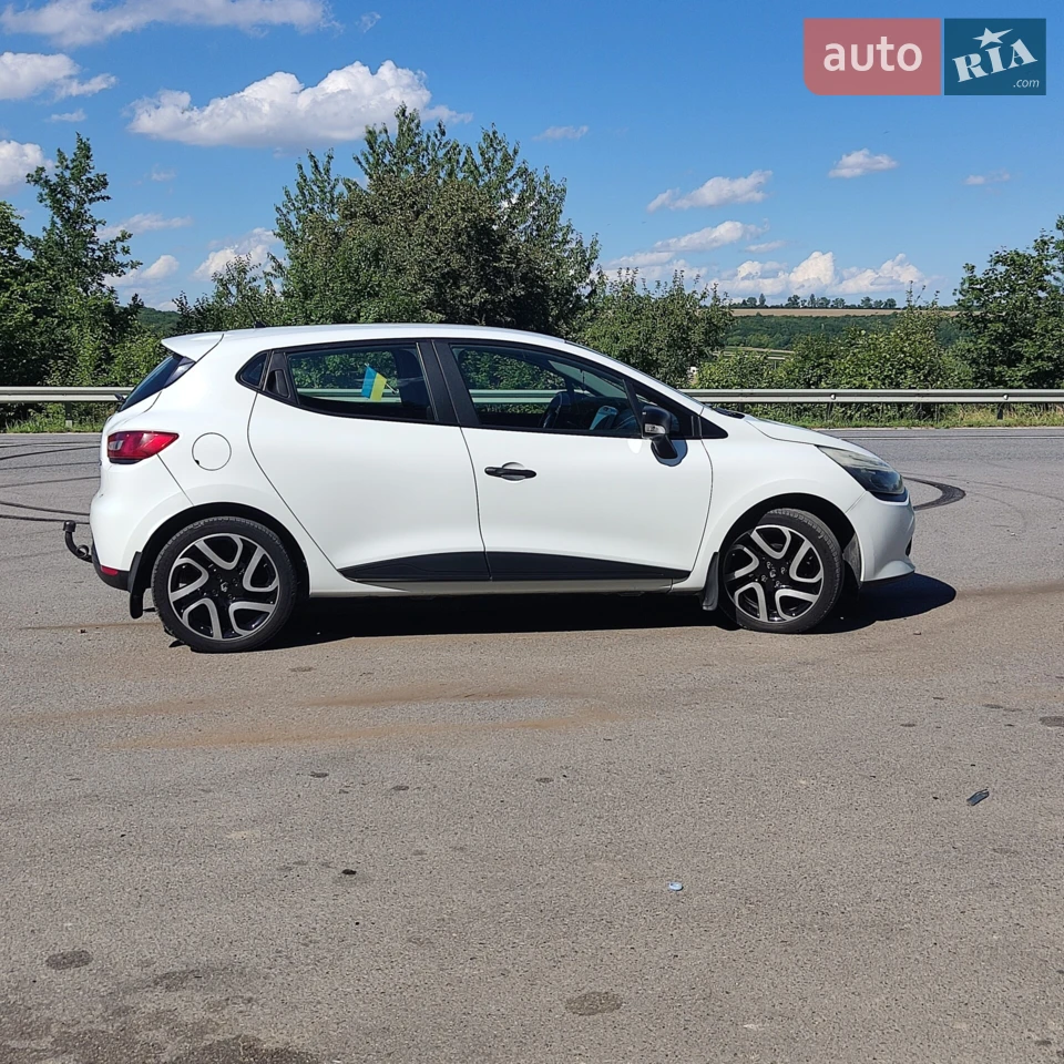 2017 Renault Clio - мініатюра 11