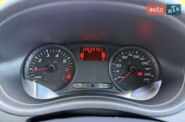 Хэтчбек Renault Clio 2009 в 