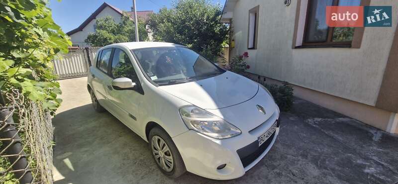 Хэтчбек Renault Clio 2013 в Тернополе