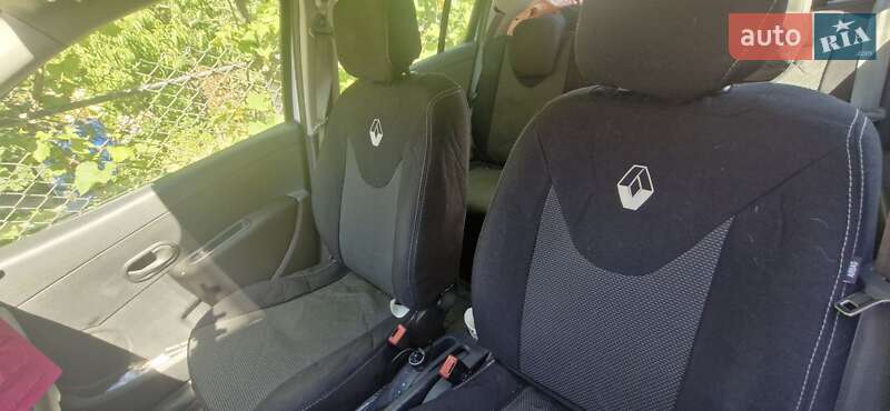 Хэтчбек Renault Clio 2013 в Тернополе фото 4 Хэтчбек Renault Clio 2013 в Тернополе