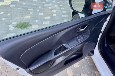 Хэтчбек Renault Clio 2014 в 