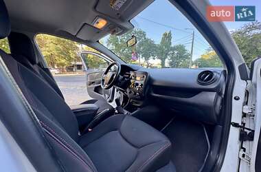 Хэтчбек Renault Clio 2014 в 