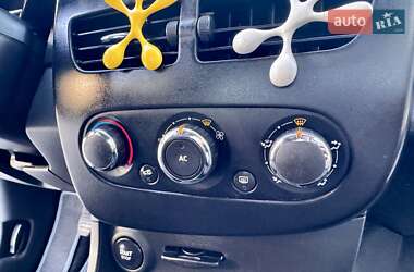 Хэтчбек Renault Clio 2014 в 