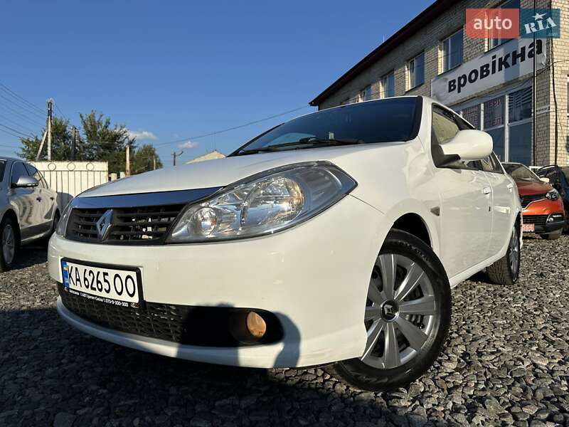 Седан Renault Clio 2010 в Смеле
