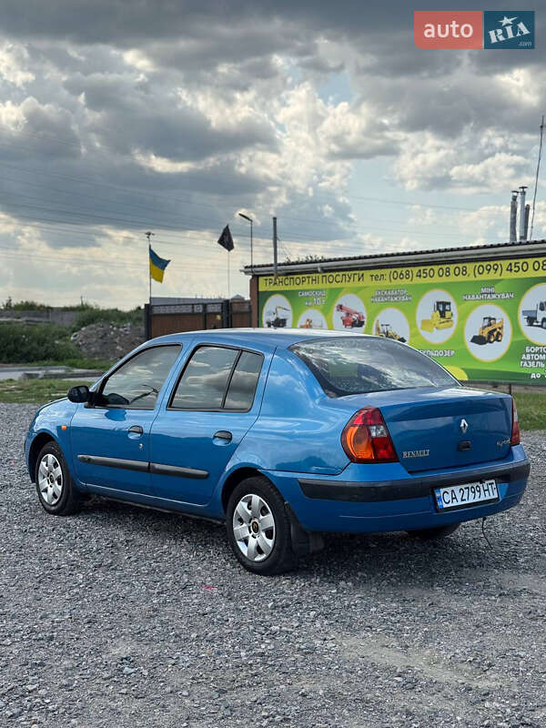 Renault Clio 2002