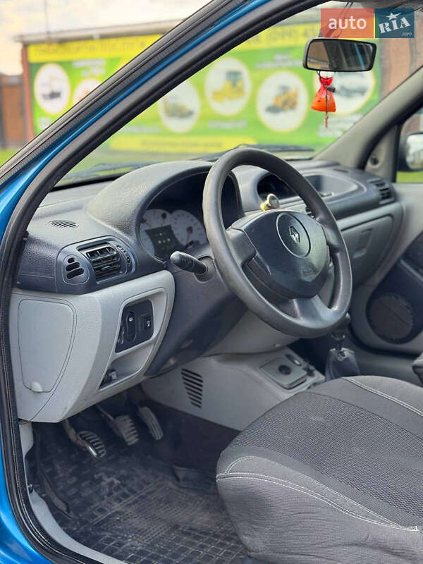 Хэтчбек Renault Clio 2002 в Черкассах