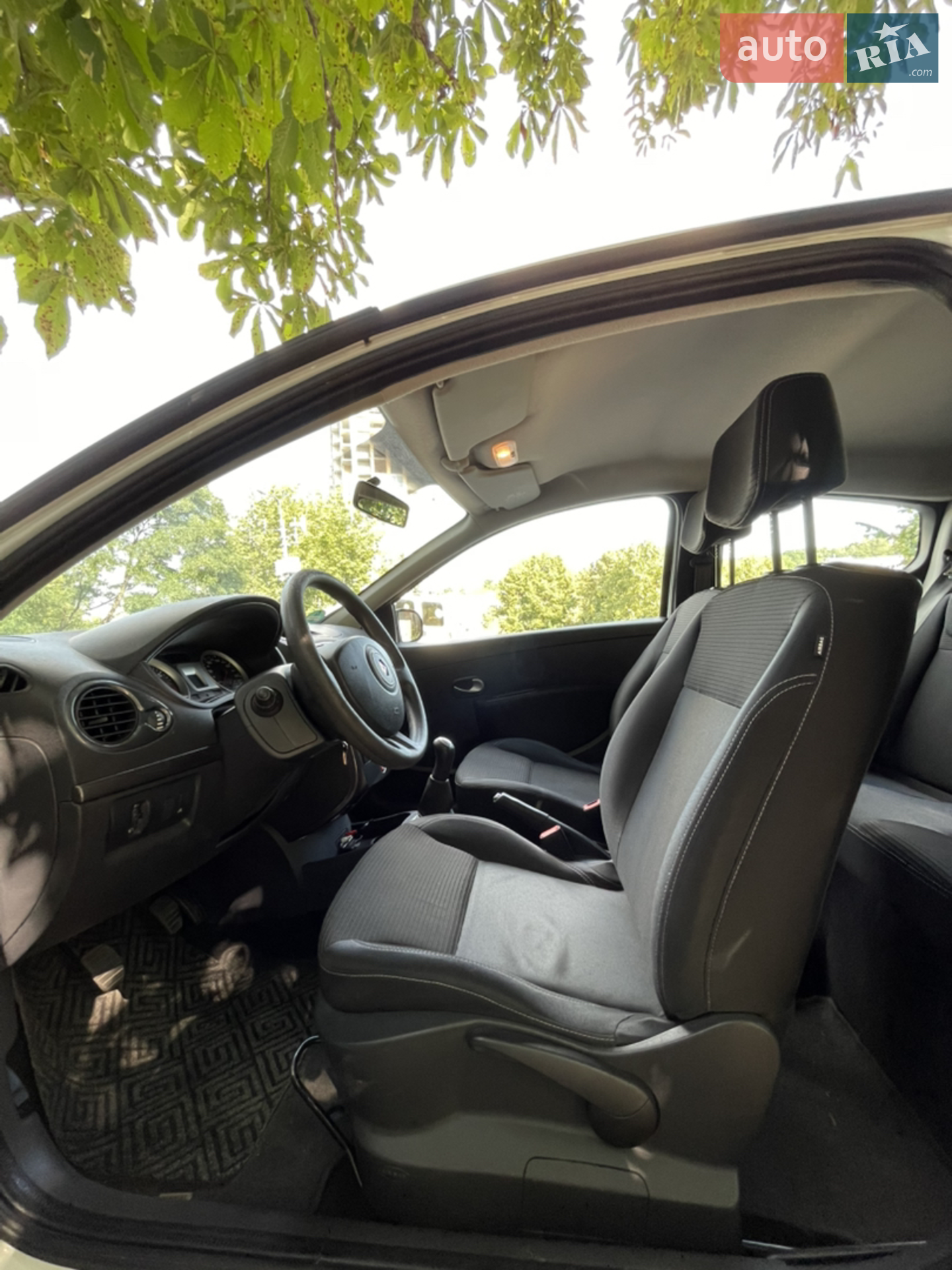 2013 Renault Clio - мініатюра 8