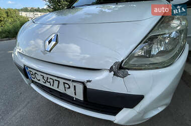 Хэтчбек Renault Clio 2013 в 