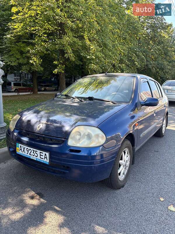 Renault Clio 2002