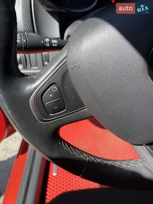 Универсал Renault Clio 2015 в Павлограде фото 6 Универсал Renault Clio 2015 в Павлограде