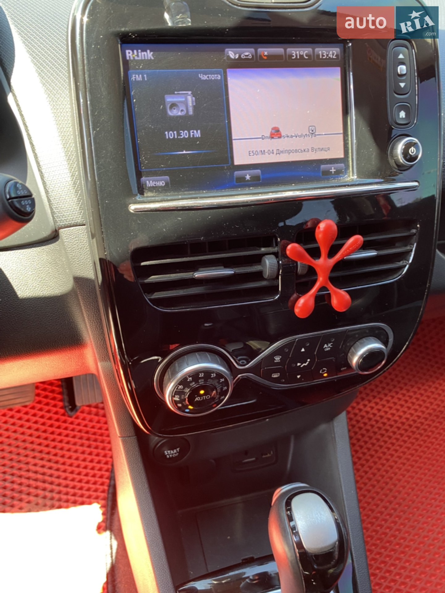 2015 Renault Clio - мініатюра 13
