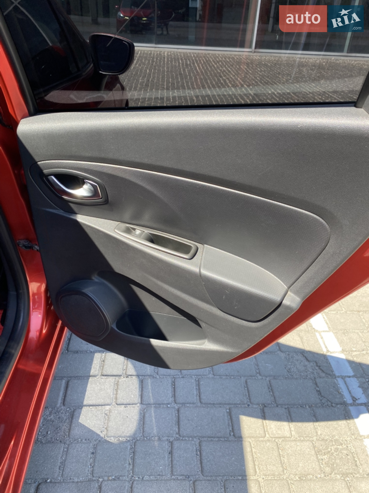 2015 Renault Clio - мініатюра 16