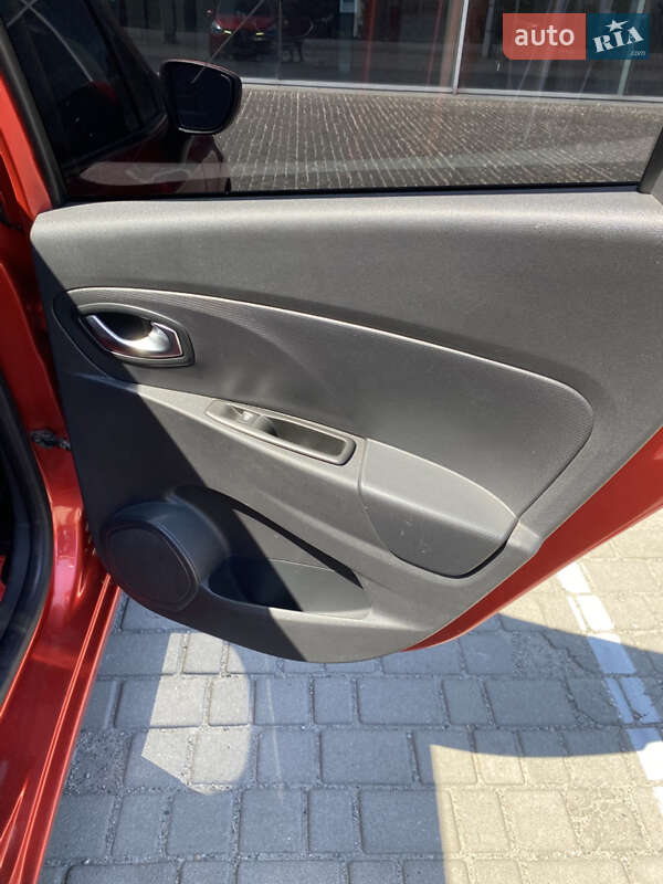 Универсал Renault Clio 2015 в Павлограде фото 16 Универсал Renault Clio 2015 в Павлограде