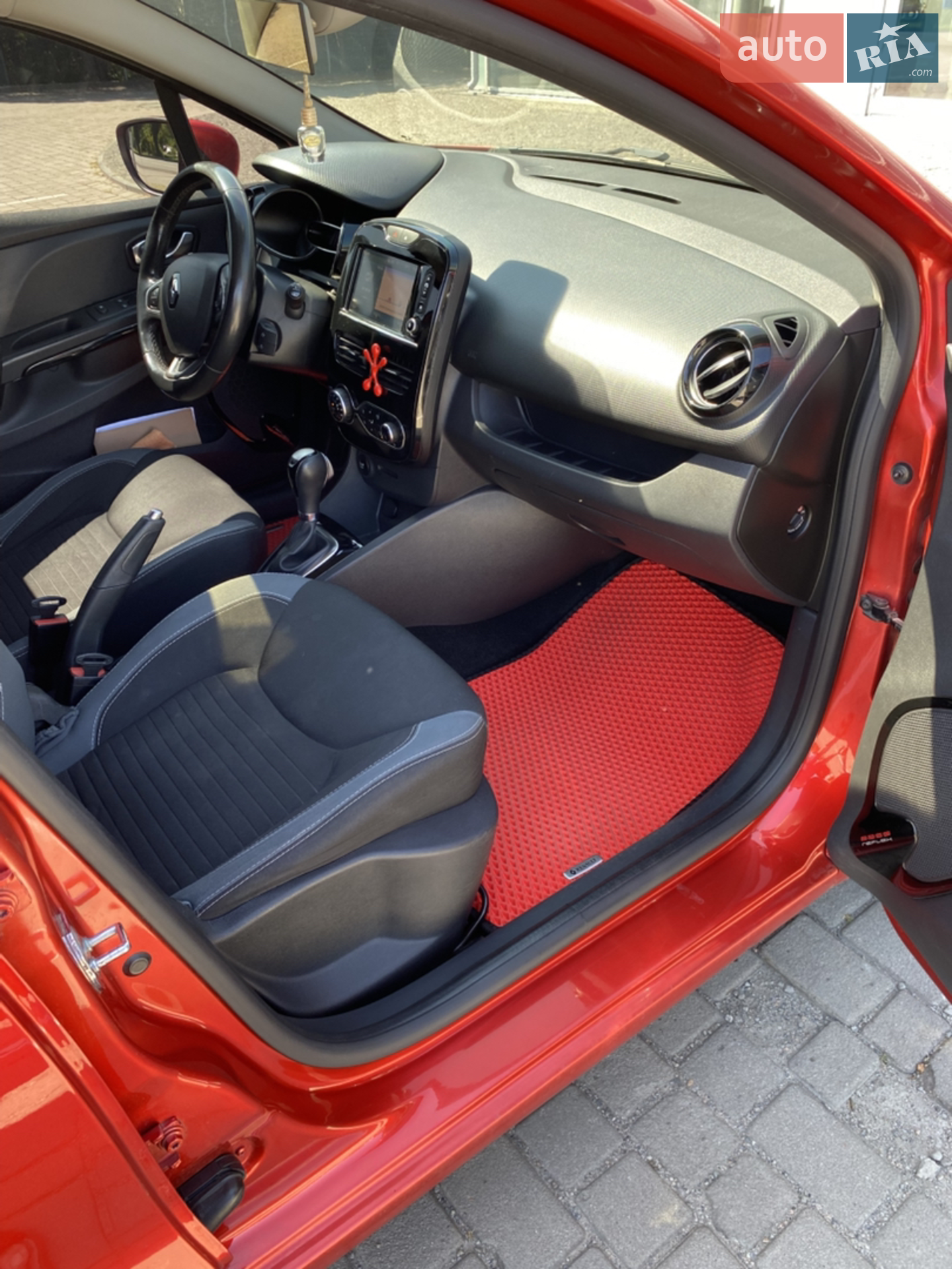 2015 Renault Clio - мініатюра 23
