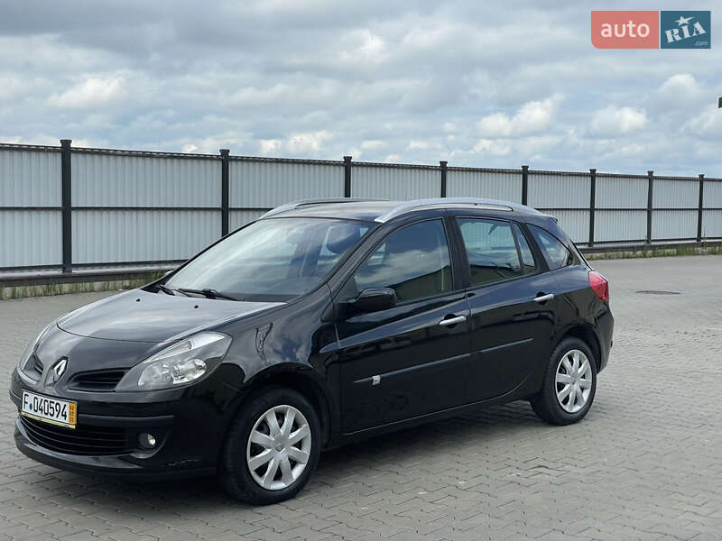 Хэтчбек Renault Clio 2008 в Луцке