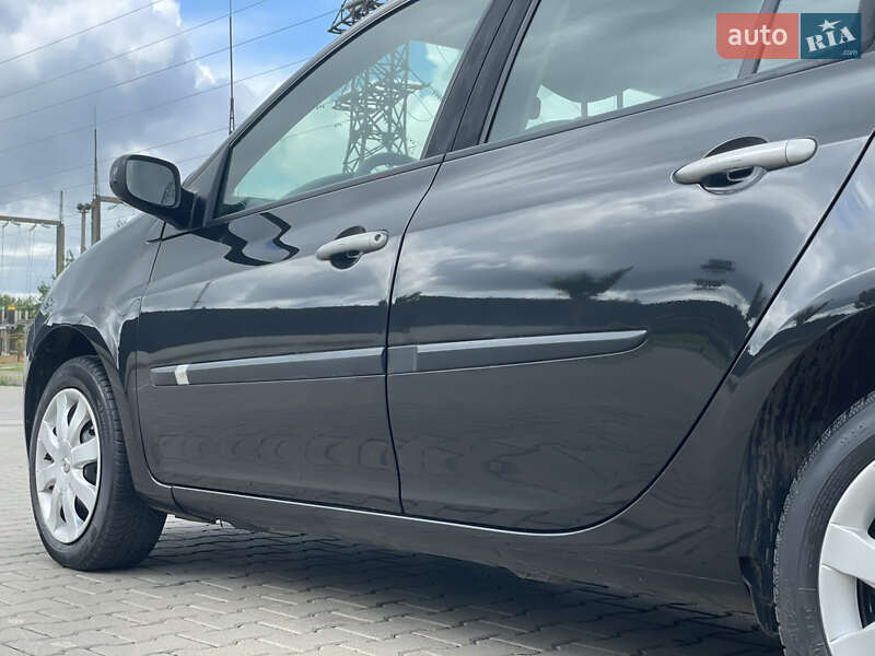 Хэтчбек Renault Clio 2008 в Луцке