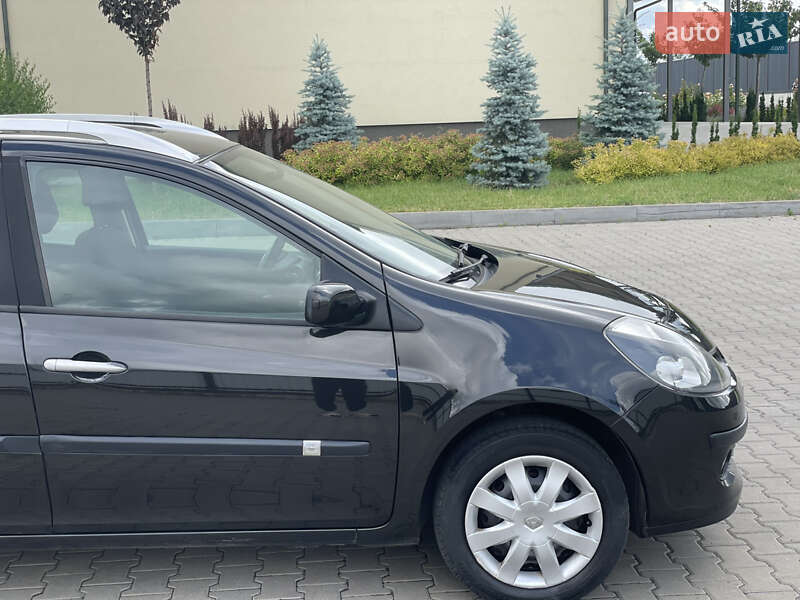 Хэтчбек Renault Clio 2008 в Луцке