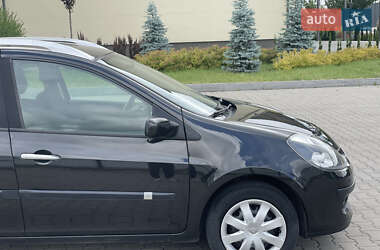 Хэтчбек Renault Clio 2008 в 
