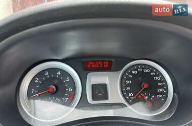 Хэтчбек Renault Clio 2008 в 