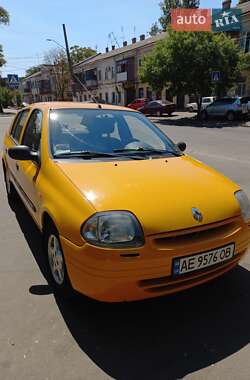 Хэтчбек Renault Clio 2001 в Одессе