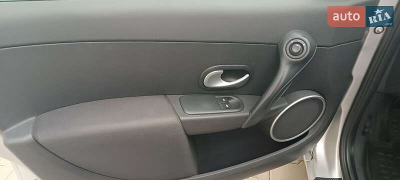 Универсал Renault Clio 2008 в Хмельницком