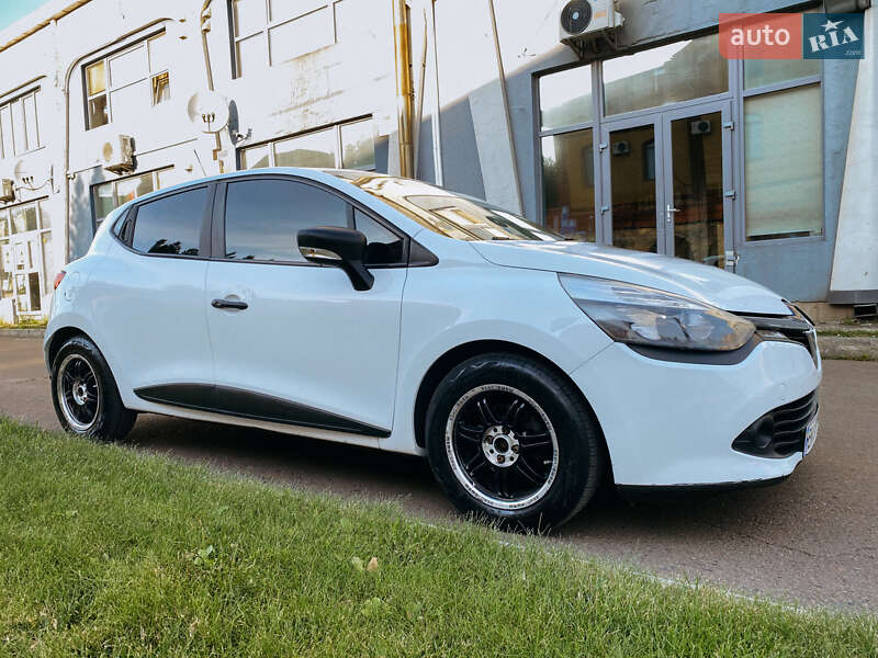 Хэтчбек Renault Clio 2013 в Ровно