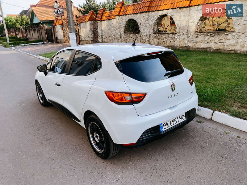 Хэтчбек Renault Clio 2013 в Ровно
