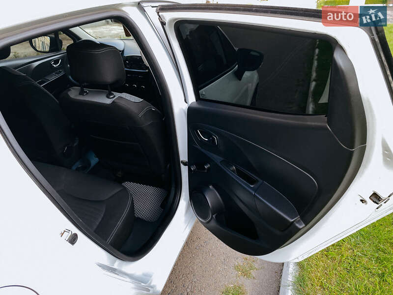 Хэтчбек Renault Clio 2013 в Ровно