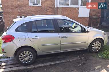 Хэтчбек Renault Clio 2012 в 