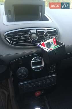 Универсал Renault Clio 2011 в 