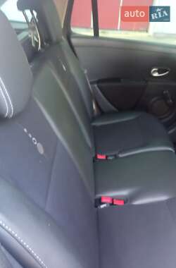 Универсал Renault Clio 2011 в 