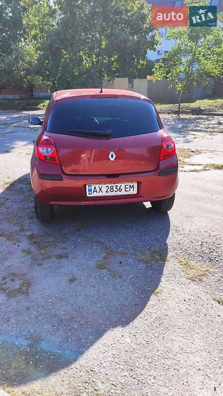 Хэтчбек Renault Clio 2007 в Харькове фото 7 Хэтчбек Renault Clio 2007 в Харькове