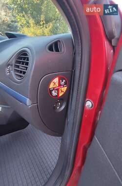 Хэтчбек Renault Clio 2007 в 