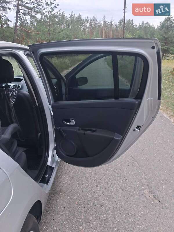 Хэтчбек Renault Clio 2007 в Харькове