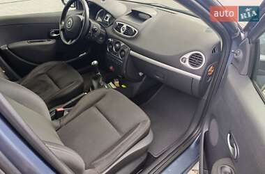 Универсал Renault Clio 2011 в 