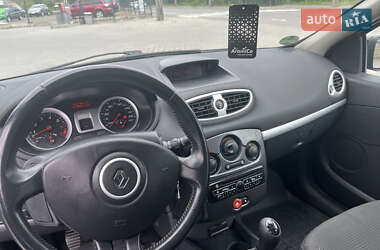 Универсал Renault Clio 2011 в 