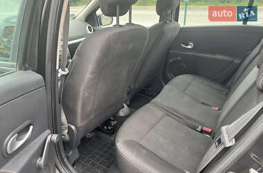 Универсал Renault Clio 2011 в 