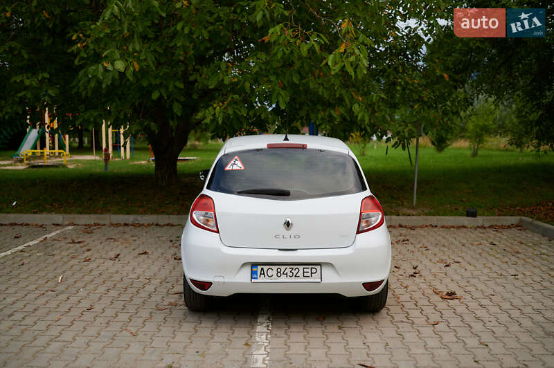 Хэтчбек Renault Clio 2013 в Луцке