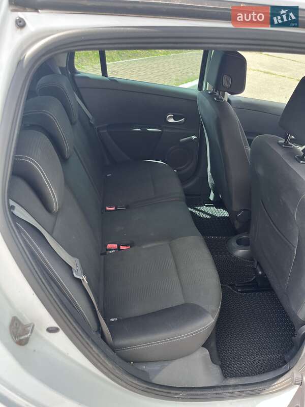 Универсал Renault Clio 2009 в Кременчуге
