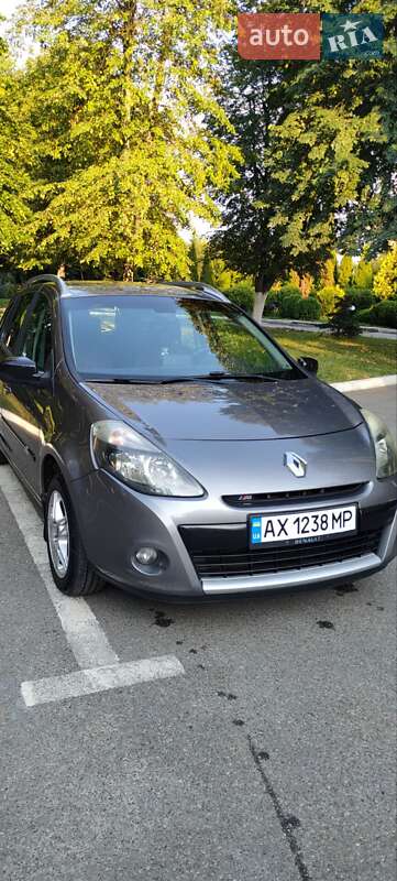 Универсал Renault Clio 2010 в 