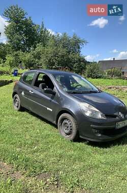 Хэтчбек Renault Clio 2008 в 