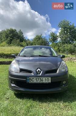 Хэтчбек Renault Clio 2008 в 