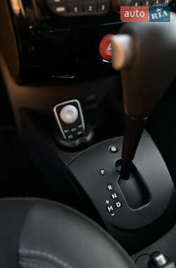 Хэтчбек Renault Clio 2012 в 