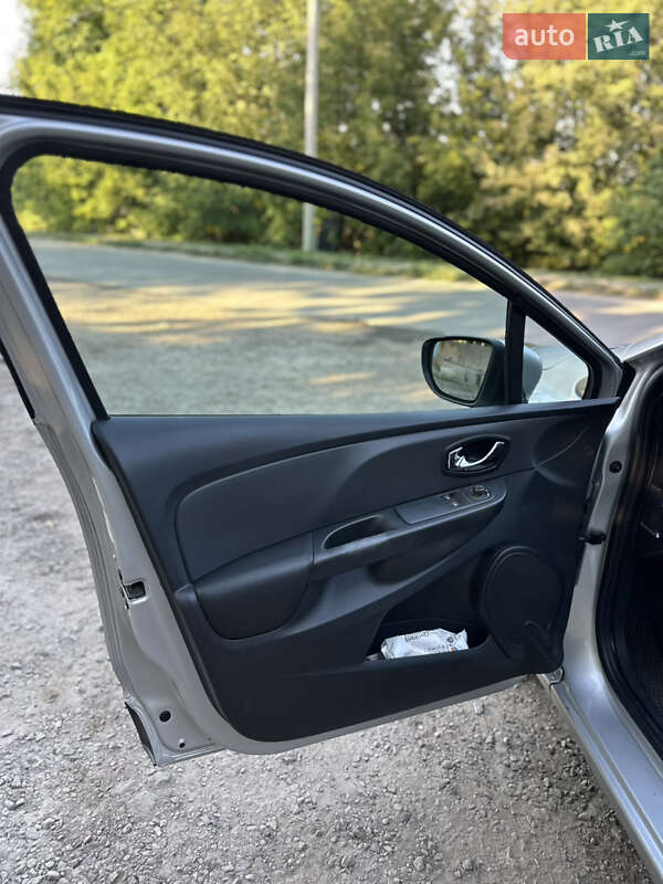 Универсал Renault Clio 2014 в Запорожье фото 12 Универсал Renault Clio 2014 в Запорожье