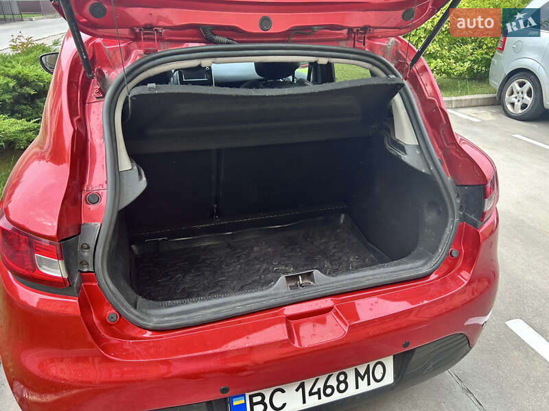 Хэтчбек Renault Clio 2013 в Львове