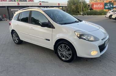 Универсал Renault Clio 2011 в 