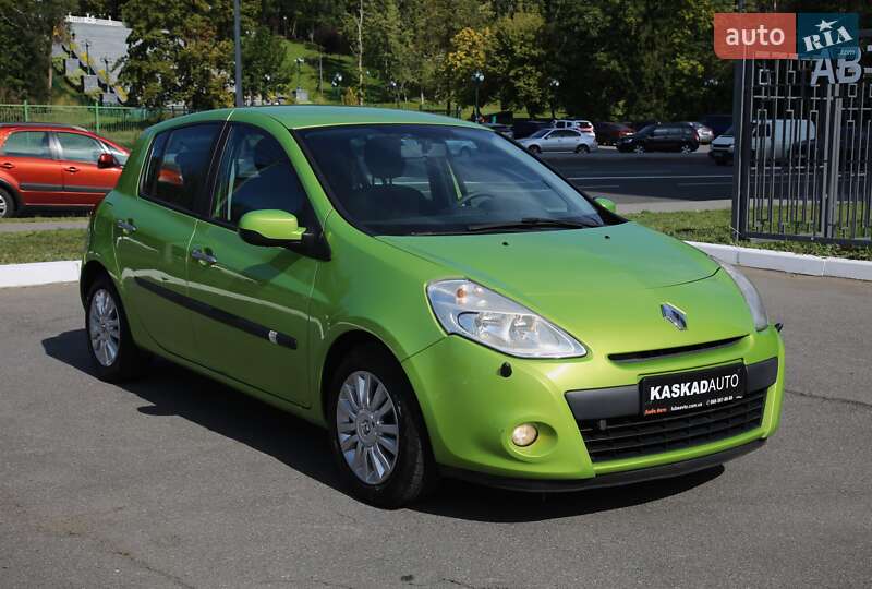 Хэтчбек Renault Clio 2009 в Харькове